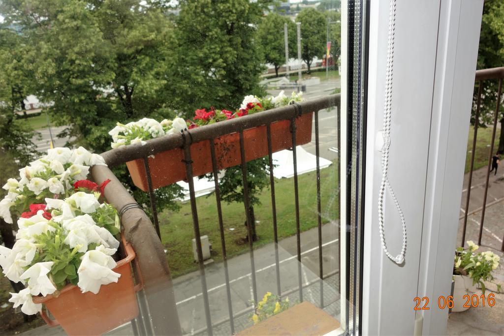 Riga Old Town River View With Balcony Экстерьер фото